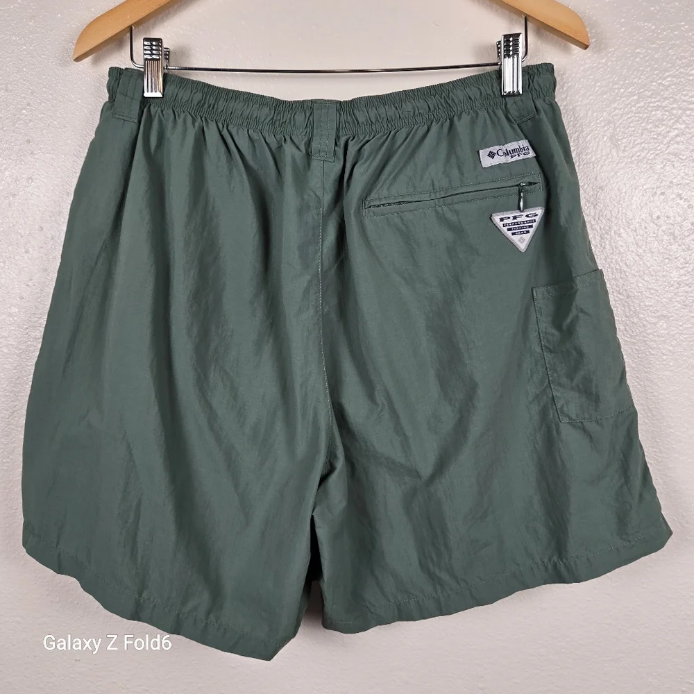 PColumbia PFG Green Nylon Fishing Hiking Swim Shorts Mesh Lined‎ Men’s L